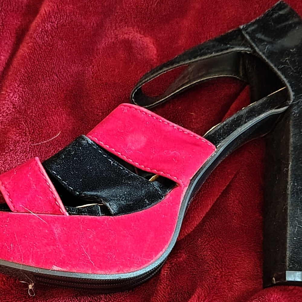 Women's M&JLJ Size 37 6.5 US. Red And Black Heels. Never Worn. - Picture 8 of 12